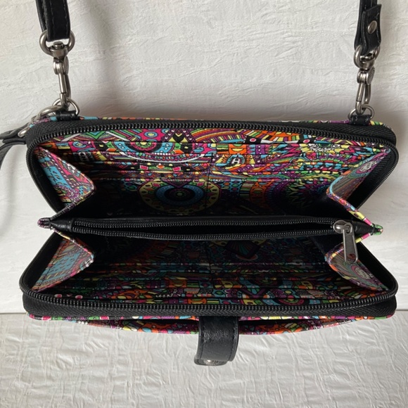 Sakroots Women's Large Smartphone Crossbody Bag Wristlet Purse Eco-Twill… - Picture 4 of 16